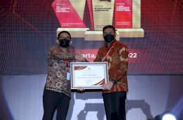 Diterima Langsung Adnan Purichta Ichsan, Pemkab Gowa Terima Penghargaan dari Kemenpan RB