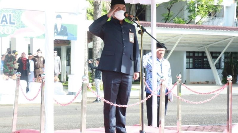 Upacara Hari Kesadaran Nasional tingkat Kabupaten Barru di Lapangan Kantor Daerah, Jumat (17/6/2022). 