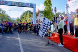 Sepeda Santai Meriahkan Rangkaian Hari Bhayangkara di Barru