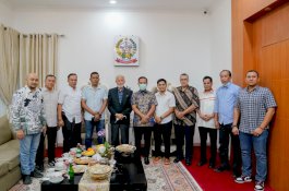 Di Sulsel, Paduka Yang Mulia Wali Nanggroe Aceh Dijamu Kue Tradisional