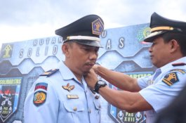 16 Pegawai Rutan Klas II B Barru Naik Pangkat