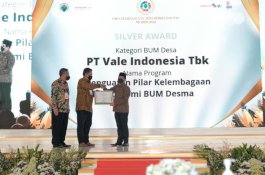 Konsisten Dorong Kemandirian Masyarakat, PKPM PT Vale Raih Award Kemendes PDTT