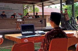 Erna Taufan Didaulat Bawakan Kuliah Umum pada Workshop Nasional yang Pesertanya Hafiz Qur'an