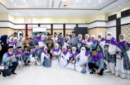 Wabup Lepas 72 JCH Gowa ke Tanah Suci