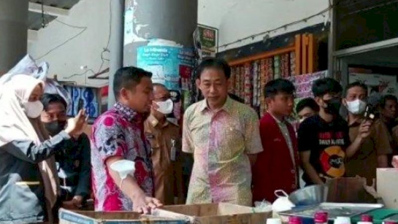 Pimpinan DPRD Kota Parepare bersama jajaran lainnya saat sidak, Selasa (12/4/2022).