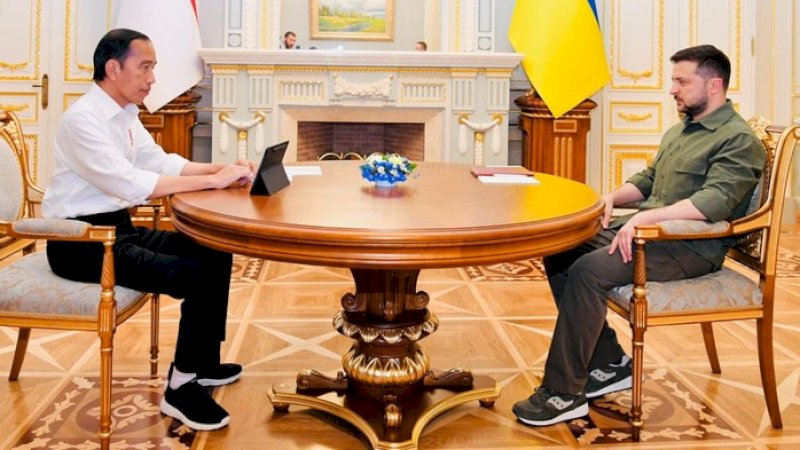 Presiden Jokowi dan Presiden Ukraina Volodymyr Zelensky (Laily Rachev - Biro Pers Sekretariat Presiden)
