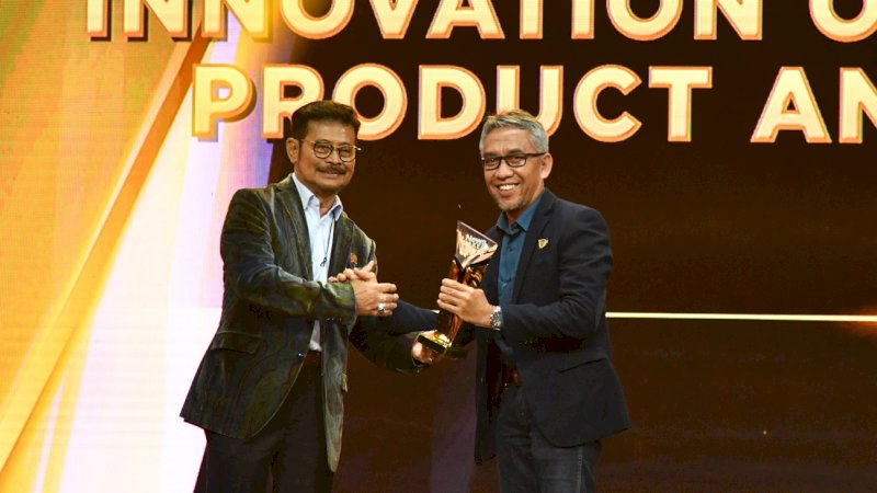 Penghargaan diserahkan oleh Menteri Pertanian (Mentan), Syahrul Yasin Limpo (SYL), di Jakarta, Kamis (30/6/2022).