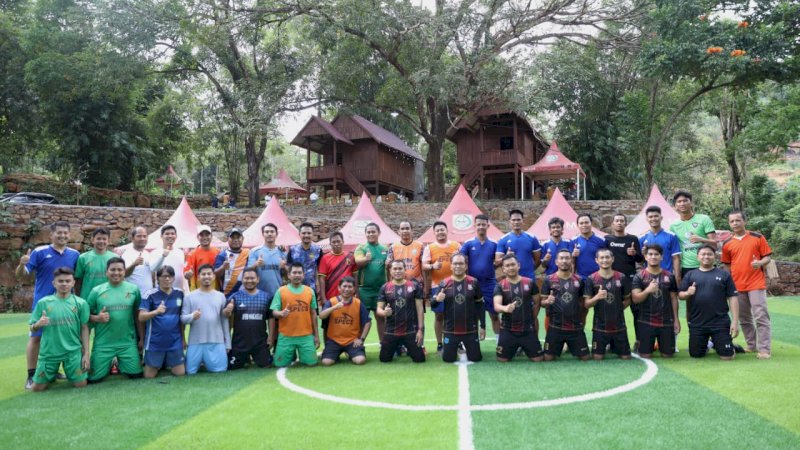 Danny Pomanto Main Futsal Bareng Anggota DPRD Makassar