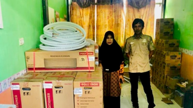 PT Vale Indonesia menyerahkan bantuan ke Puskesmas Bahomatefe, Kabupaten Morowali, Sulawesi Tengah, Kamis, (29/6/2022). 