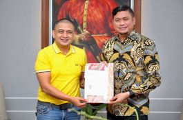 Bupati Gowa Persilakan PSM Makassar Latihan di Stadion Kalegowa