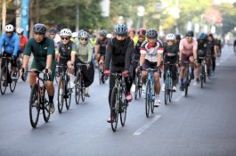 Pangdam Hasanuddin Gowes Bersama PJU Kodam