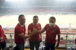 Taufan Pawe Bersama Menpora dan Ketua PSSI Nobar Langsung Indonesia Vs Thailand