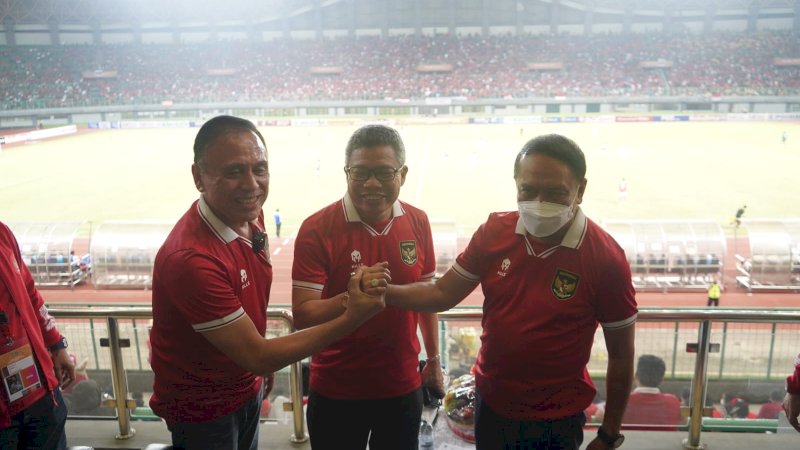 Wali Kota Parepare, Taufan Pawe Bersama Menpora Zainudin Amali dan Ketua PSSI Mochamad Iriawan.