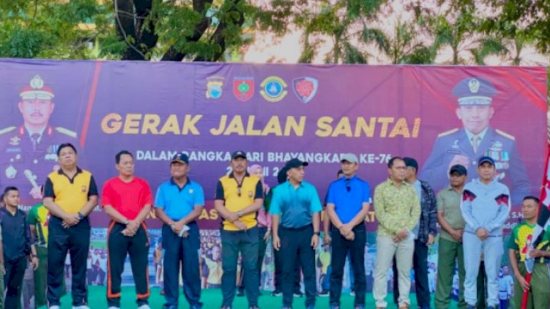 Ketua DPRD Makassar Hadiri Jalan Santai HUT Bhayangkara ke-76