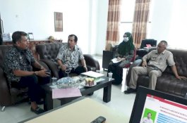 Disdukcapil Sidrap ke Barru Berguru Pelayanan Kependudukan