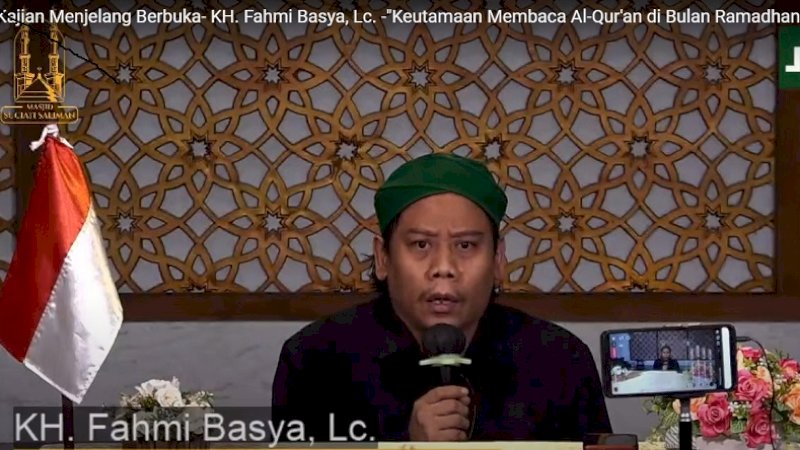 KH Fahmi Basya LC, pimpinan Ponpes Alfalahiyyah Mlangi Yogyakarta. (channel youtube Masjid Suciati Saliman)