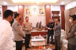 Kapolda dan AMSI Sulsel Sepakat Perlunya Edukasi Bahaya Hoaks