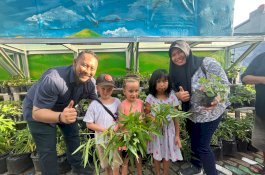 Turis Amerika Serikat Kunjungi Lorong Wisata D-Kelor Kelurahan Pandang di Panakkukang