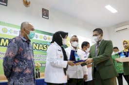 Pemkot Makassar Sabet Penghargaan HAKLI Inovasi Kesehatan Lingkungan