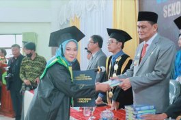 STIA Al Gazali Barru Cetak 247 Lulusan Baru