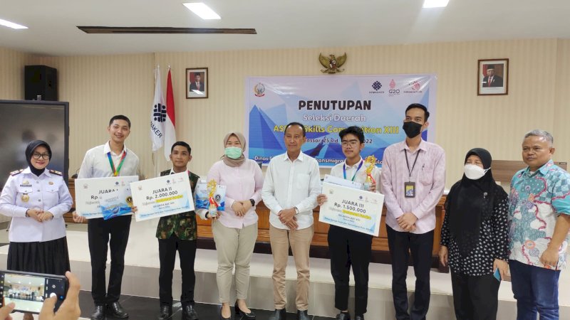 Tiga Mahasiswa Poltekpar Makassar Juara dalam Kompetisi Asean Skill Competition ke XIII