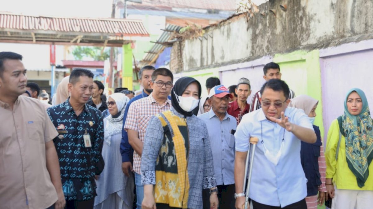 Tinjau Lorong Wisata di Sungai Pareman, Wawali Makassar Pastikan Kebutuhan Kelompok Tani Terpenuhi