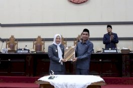 Makassar Kini Punya Perda Perlindungan Guru