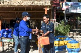 Kanwil DJP SulselBartra Gelar Aksi Sosial di Pulau Samalona