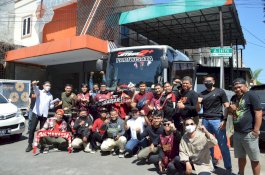 Cahaya Bone Beri Fasilitas Bus Rute Parepare untuk Fans PSM Makassar
