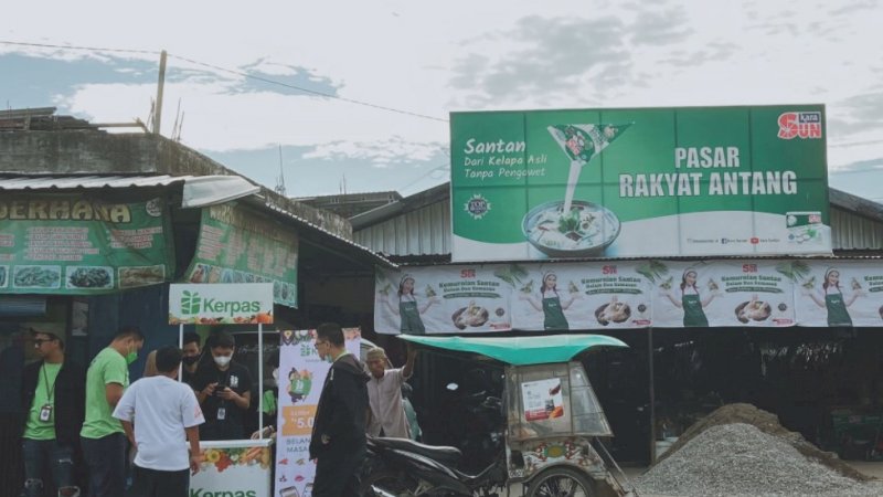 PT Kreasi Binar Indonesia (KBI) membuka 
titik di Pasar Antang yang dapat digunakan pada fitur Keranjang Pasar.