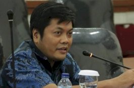 Irfan AB: Makassar Sebelum Ada Rel Kereta Sudah Banjir Memang