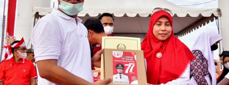 15 Pelajar dan Guru Berprestasi Dapat Bantuan Uang Tunai Beasiswa dari UPZ BAZNAS Pemprov Sulsel