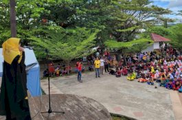 Pemkot Parepare Kolaborasi PKK dan Mahasiswa KKN Unhas Gelar Sikat Gigi Massal