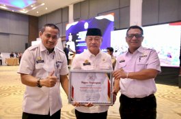 Pemkab Gowa Terima Penghargaan dari Pemprov Sulsel