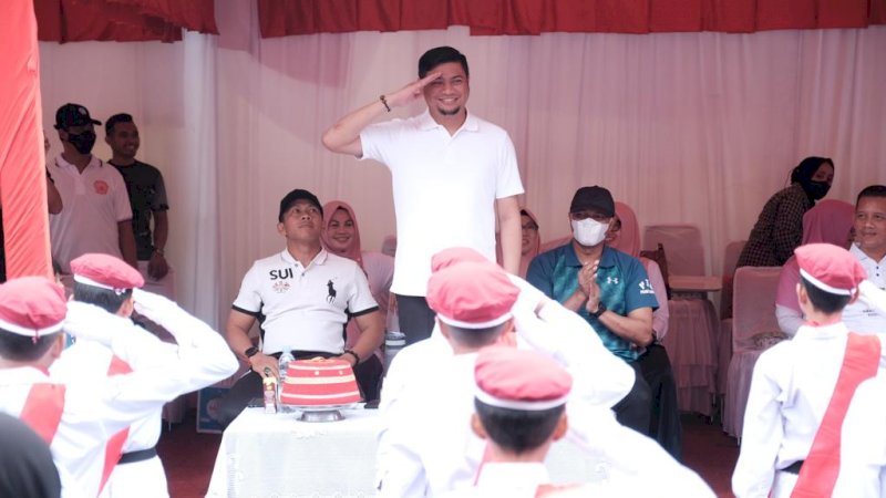 Bupati Gowa Lepas 97 Regu Lomba Gerak Jalan Pelajar