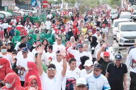 Meriahnya Gerak Jalan Santai HUT ke-77 RI di Gowa