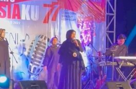 Tampil Memukau di Perlombaan Nyanyi Antar Pejabat Pemkot, Kadis PU Makassar Bawakan Lagu 