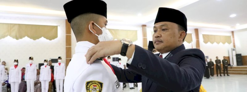 Bupati Bantaeng Kukuhkan 75 Paskibraka