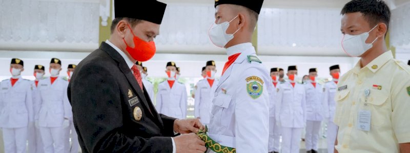70 Paskibraka Barru 2022 Dikukuhkan, Bupati Ucapkan Selamat
