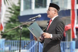 Gelar Upacara Peringatan HUT RI ke-77, PDAM Makassar Kibarkan Bendera Raksasa