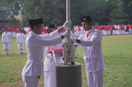 Peringati HUT RI ke-77, Sekolah Islam Athirah Gelar Upacara di Tiga Wilayah