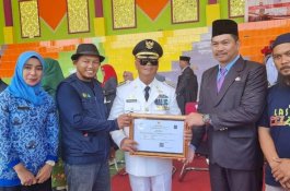 Sertifikat Varietas Cabe Rawit Jadi Kado Terbaik di HUT RI ke-77 Bagi Petani Enrekang