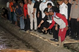 Malam-Malam, Mentan SYL dan Petani Semangat Tanam Serempak di Konawe Selatan