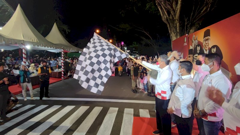 Lomba Gerak Jalan Digelar Malam Hari di Parepare