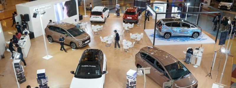 Hyundai Pamerkan Stargazer di TSM Makassar, Banjir Penawaran Menarik