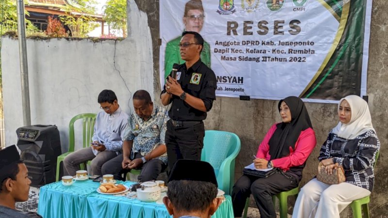 Reses anggota DPRD Jeneponto, Rahmansyah Kr Serang, di Lingkungan Bontorannu, Kelurahan Tolo Utara, Kecamatan Kelara, Jumat (26/8/2022).