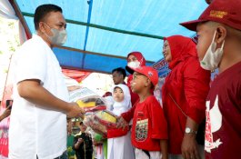 Orang Tua Murid Akui Terbantu Program Seragam Sekolah Gratis Pemkab Bantaeng