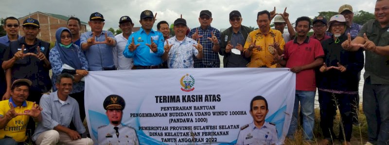 Kadis Perikanan Sulsel Tebar 30 Ribu Benih di Pinrang