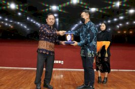 Wali Kota Makassar Raih Penghargaan Kepala Daerah Inovatif