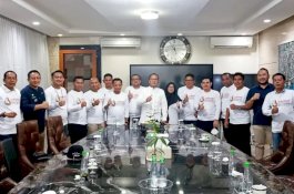 Sukseskan Longwis, Wali Kota Makassar Minta Camat Tingkatkan Kekompakan